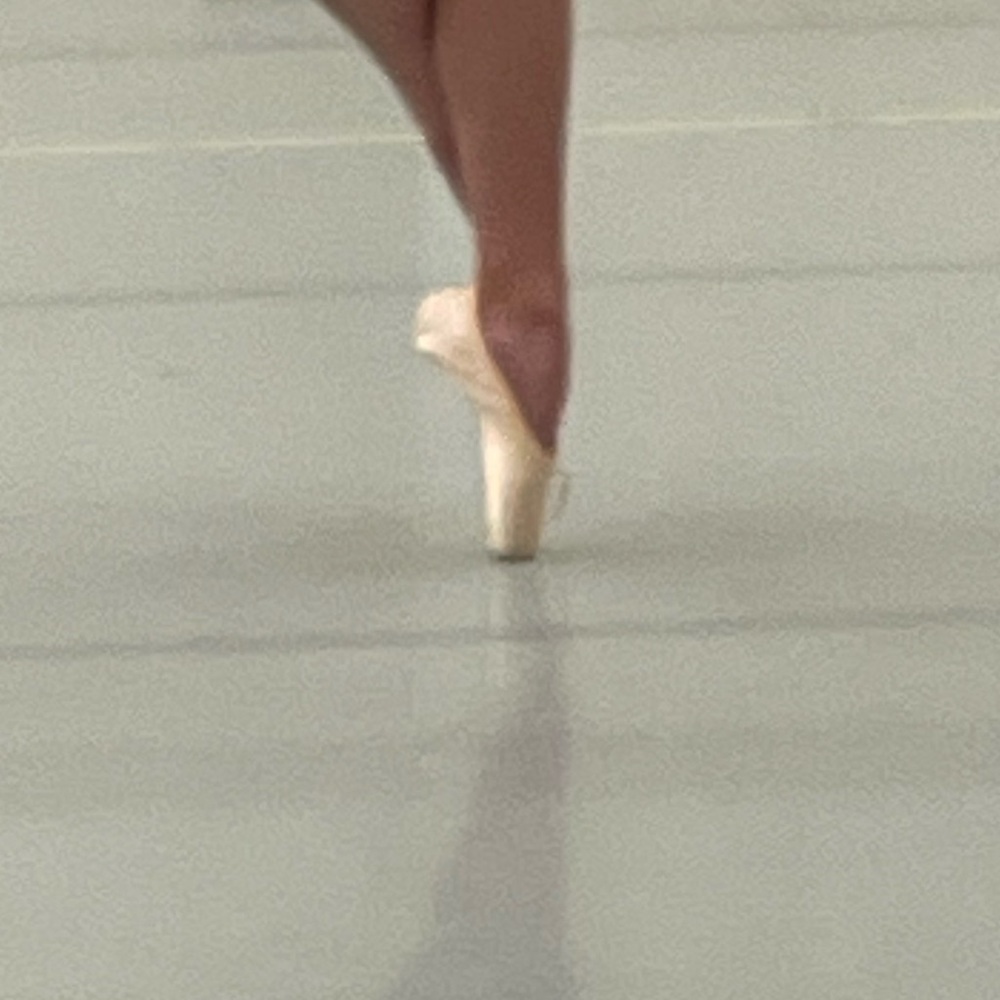 Suffolk Custom Pointe shoes